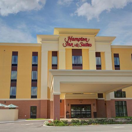 Hampton Inn & Suites By Hilton Tampa Busch Gardens Area Εξωτερικό φωτογραφία