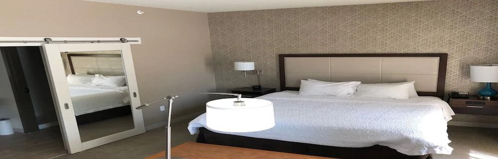 Hampton Inn & Suites By Hilton Tampa Busch Gardens Area Εξωτερικό φωτογραφία